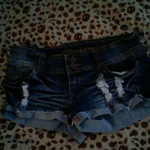 SHORTS/EXTREME BOOTY SHORTS